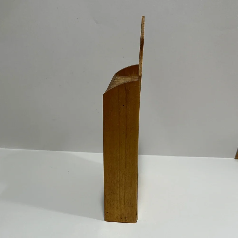 Vintage 1962 Wooden Knife Holder w/Retro Kitchen Motif – Mid-Century Wall Mount